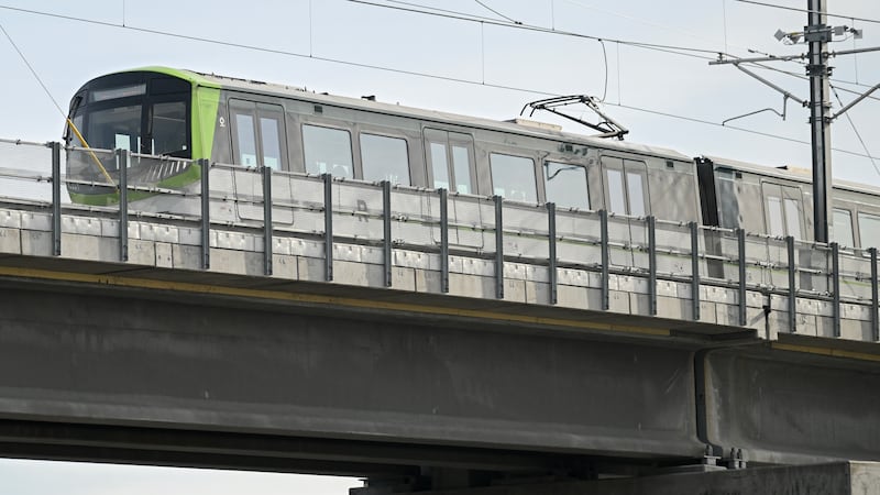 ‘Equipment failure on track’ cuts service to REM