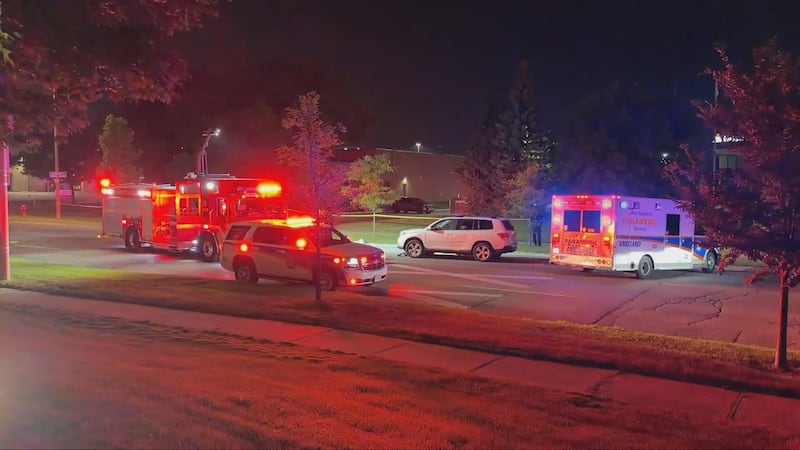 1 dead after dirt bike, SUV crash in Mississauga: police