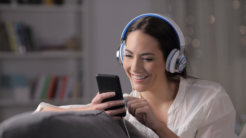 Music industry launches AI-generated content labels