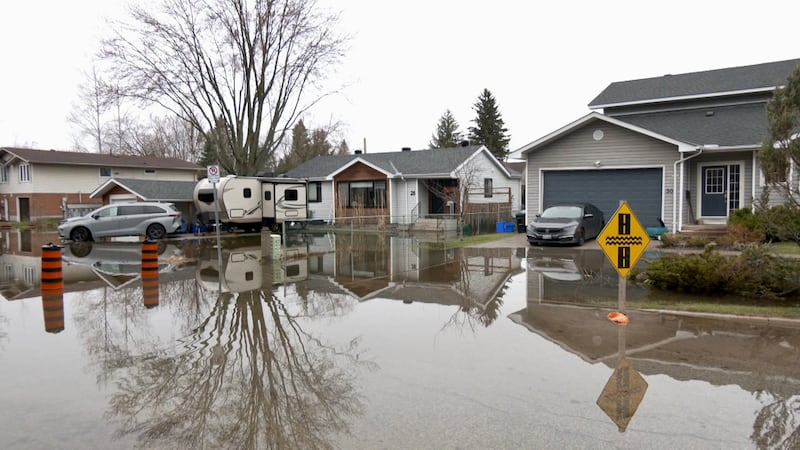 Minet’s Point residents urged to use self-serve sandbags as flooding reported