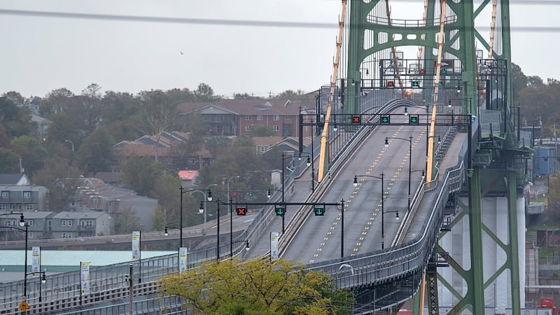Halifax’s Macdonald Bridge closed after scaffolding fell onto road