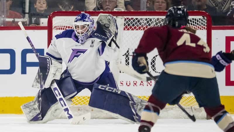 Poulin scores in third overtime as Victoire beat Frost 1-0 to tie PWHL series