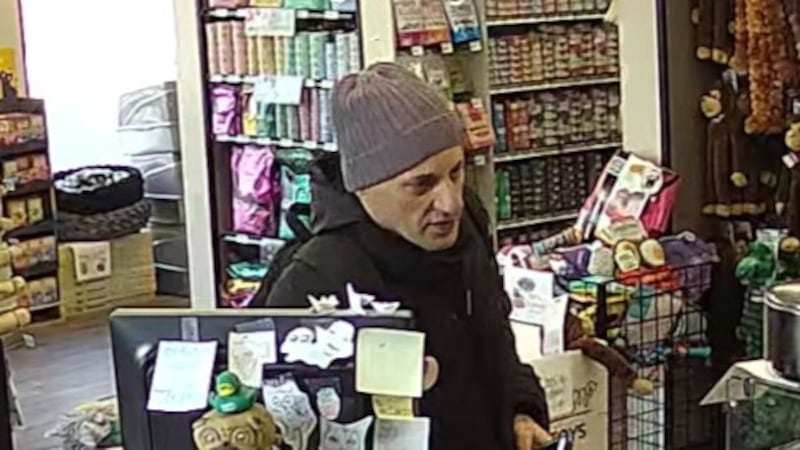 Montreal man accused of stealing from 17 people and businesses