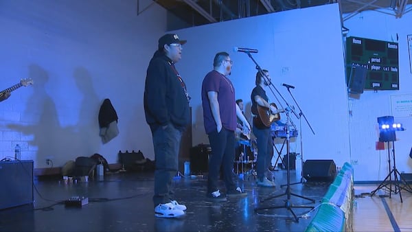 St. Monica students enjoy exclusive performance by Reuben and the Dark, and Bullhorn Singers