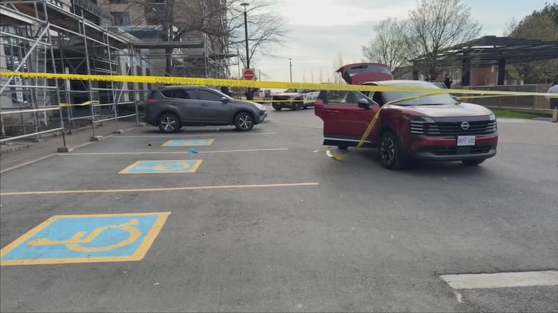 Stabbing outside Scarborough apartment leaves man seriously injured