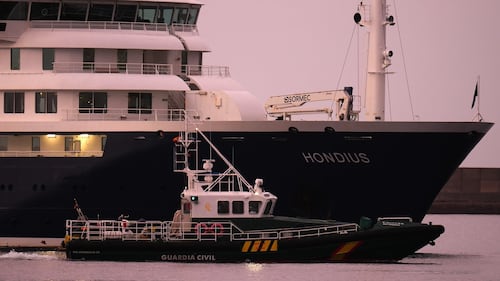 Passengers who were on ship at centre of hantavirus outbreak en route to Canada