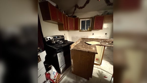 ‘It’s been very hard’: Evacuees from northern Manitoba community have no timeline for return home