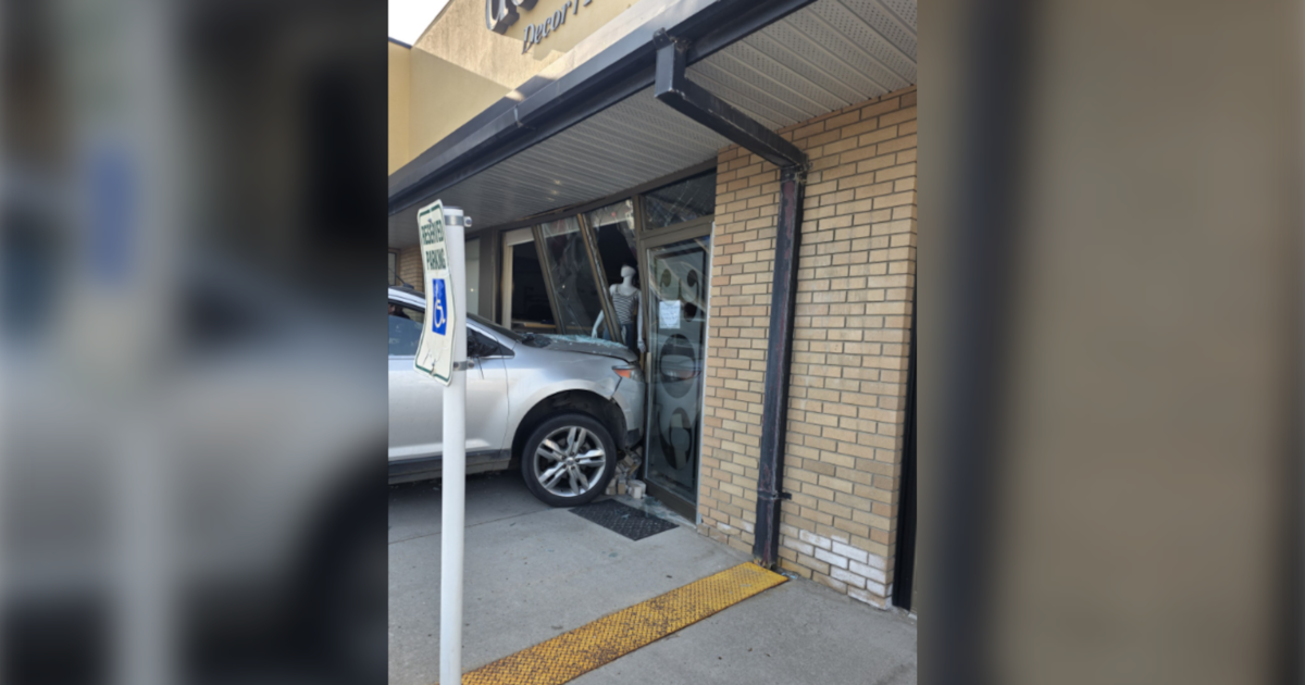 Impaired driving charges laid after vehicle crashes into Saskatoon building