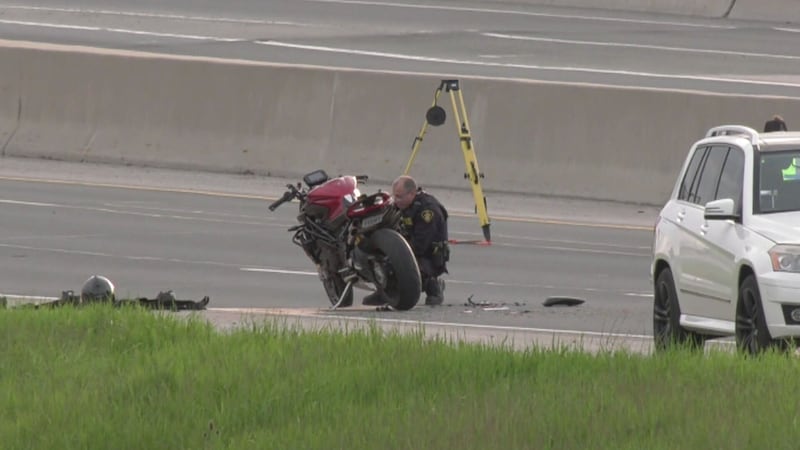 Collision closes eastbound lanes of Highway 7/8