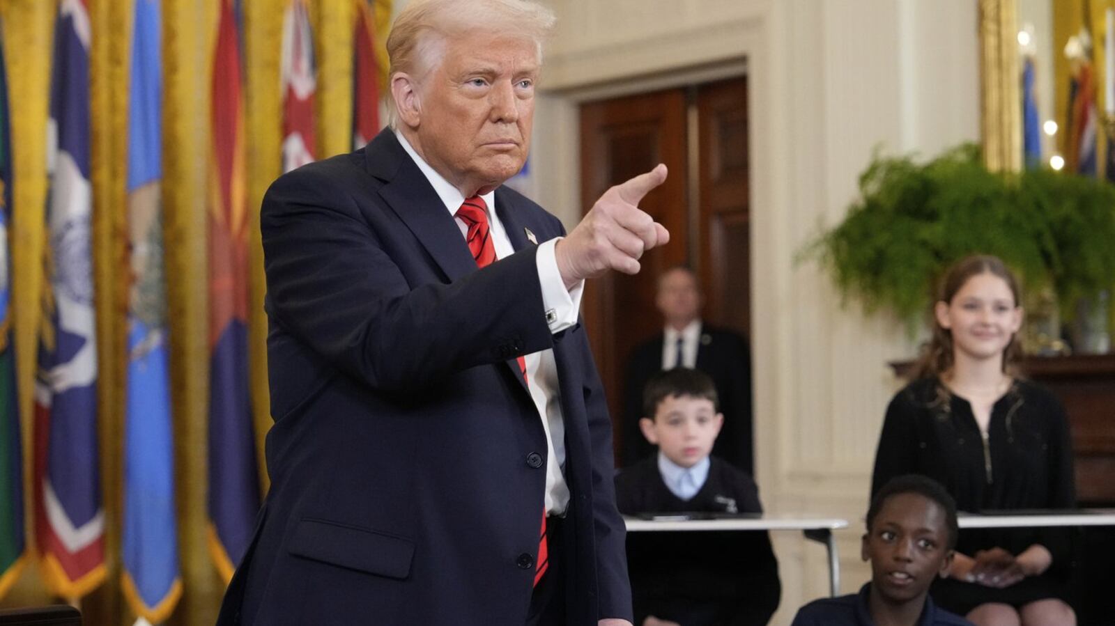 Trump to shutter U.S. Education Department in rightward lurch