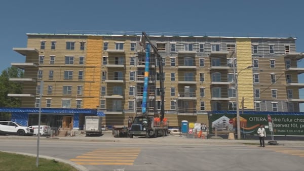 Quebec construction strike leaves sites empty—but not all workers are walking off