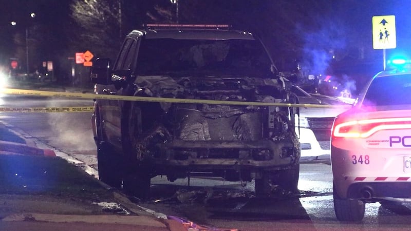 Police investigating after three tow trucks set ablaze in Brampton