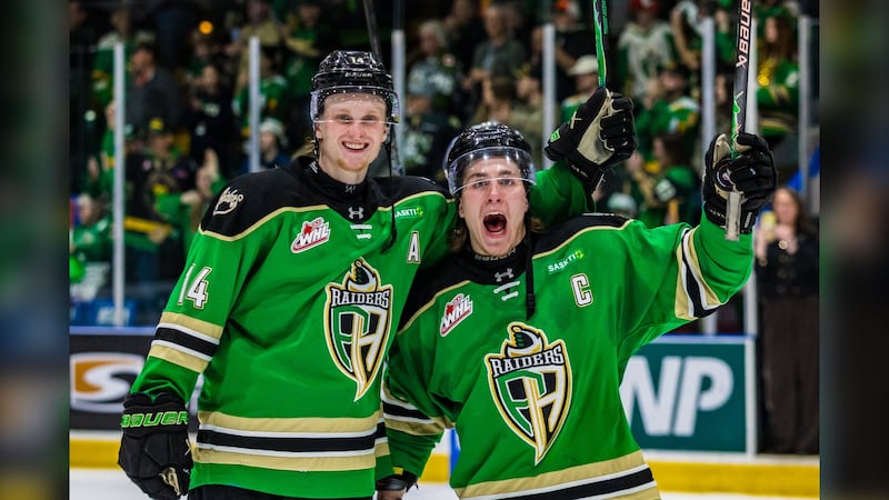 Tigers claw back late before dropping Game 5 to Raiders in WHL playoff action
