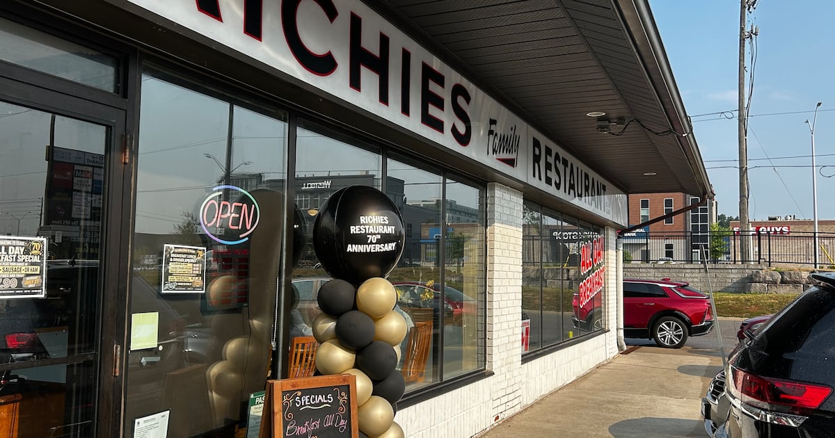 Richies Family Restaurant, a survivor in a chain restaurant world