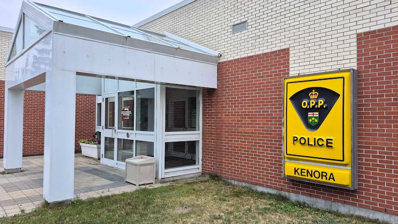 Kenora drug sweep leads to 20 charges for 14 people
