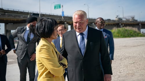 Toronto mayor asks province to return island land after feds block airport expansion