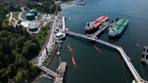What's in the multi-billion-dollar B.C.-Canada prosperity MOU?