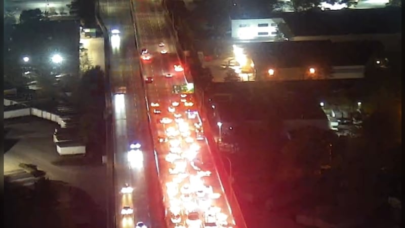 2 injured in 9-vehicle pileup on Alex Fraser Bridge, police say