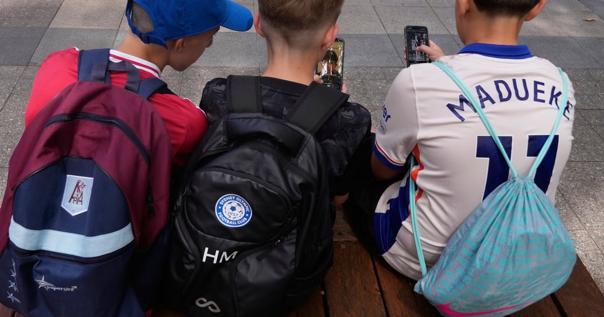Australia’s social media ban leaves a 15-year-old worried about losing ...