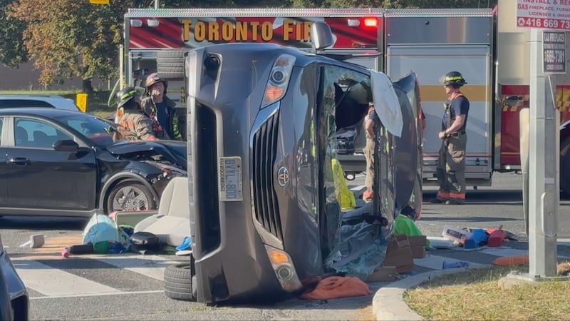 North York crash sends 7 to the hospital