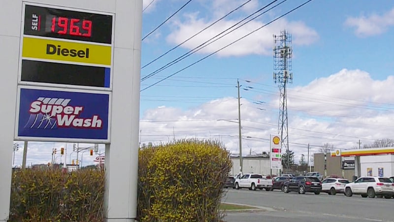Drivers seek savings as gas prices keep rising