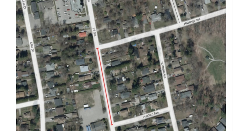 Sinkhole closes road in Innisfil