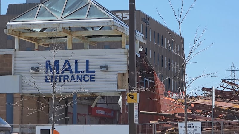 Ottawa’s oldest shopping mall coming down