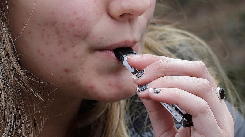 Montreal girls now outpace boys in vaping and drug use, public health report reveals