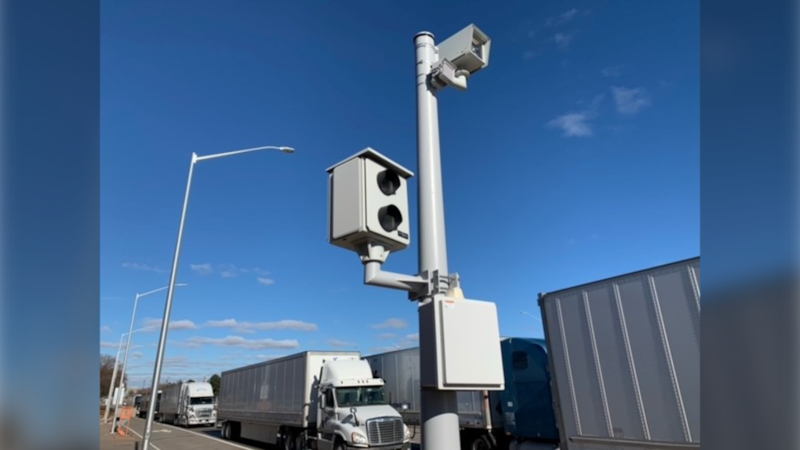 Windsor issues more red light camera tickets as program expands
