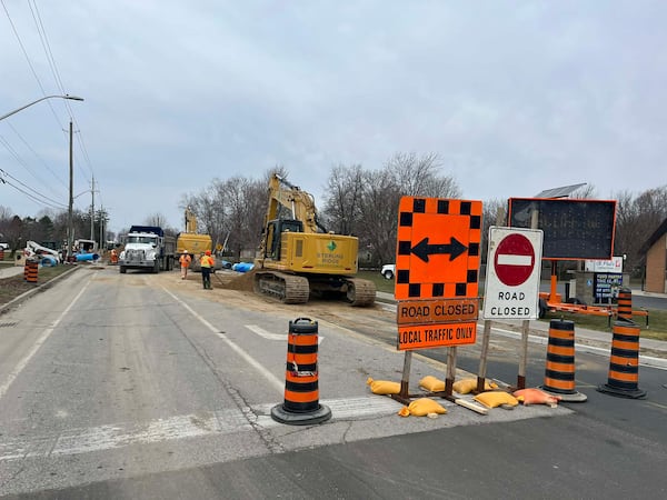 Leamington begins roundabout construction early, drivers face weeks of closures on Seacliff Drive West