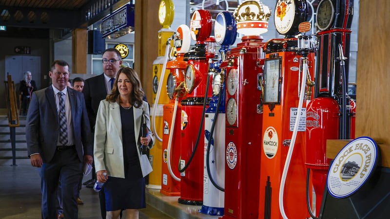Alberta offering one-time affordability payment to residents, Premier Danielle Smith says