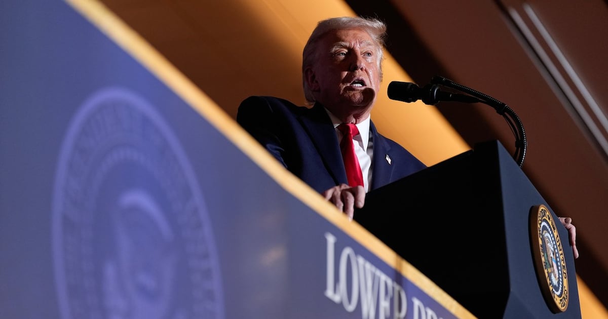 Trump unterzeichnet Anordnung zur Einschränkung staatlicher KI-Gesetze