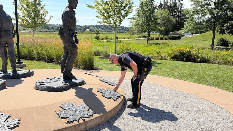 ‘I’m disgusted’: Police union, citizens outraged over RCMP memorial theft