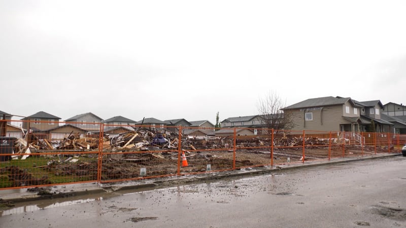 Saskatoon Fire Department asks for patience as it investigates dire Hampton Village fire