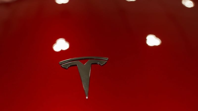 Toronto excludes Tesla from EV incentive due to U.S. trade war