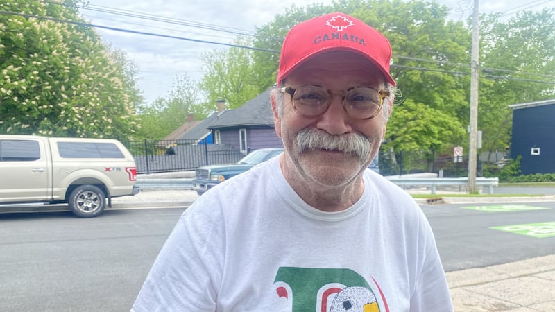 Dartmouth, N.S., resident tracks how many people use bike lane near home