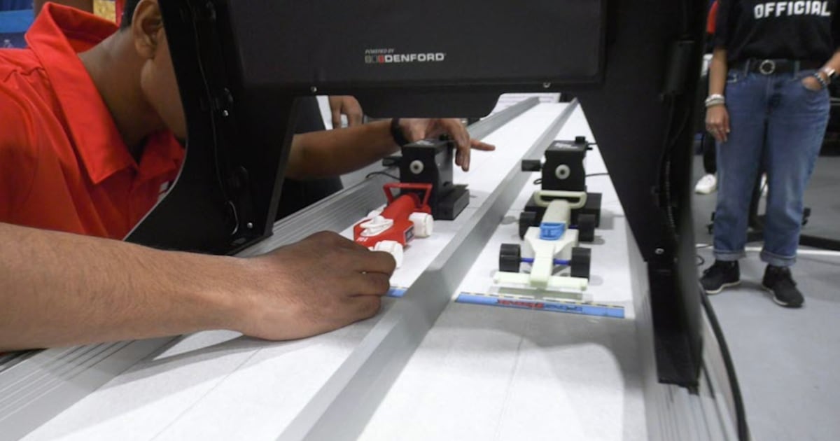 Stem Racing Array Canada hosts first STEM Racing national championship