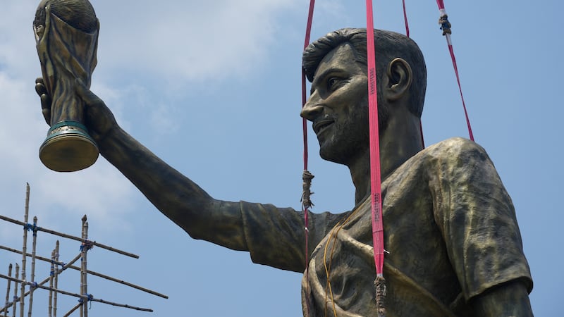 India takes down giant Messi statue over safety concerns