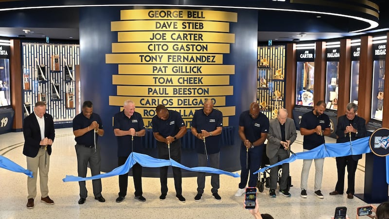 Toronto Blue Jays unveil Hall of Excellence at Rogers Centre