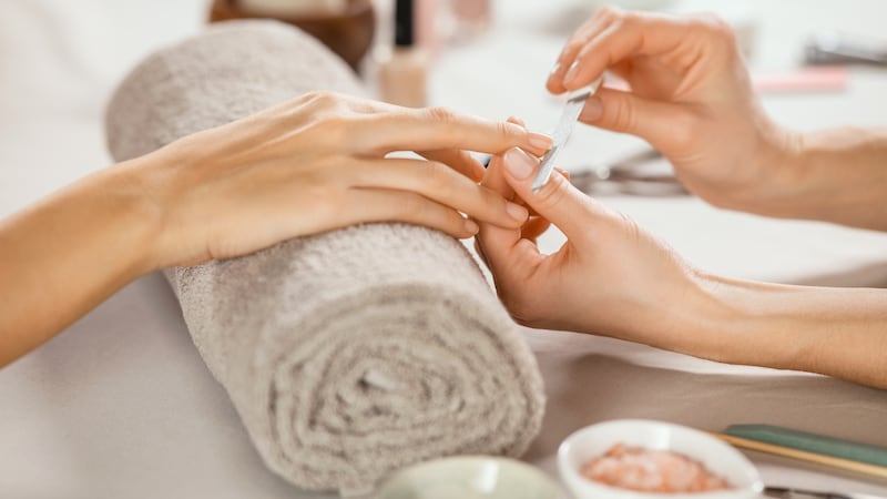 Carleton Place, Ont. salon did not properly clean, disinfect equipment, health unit says