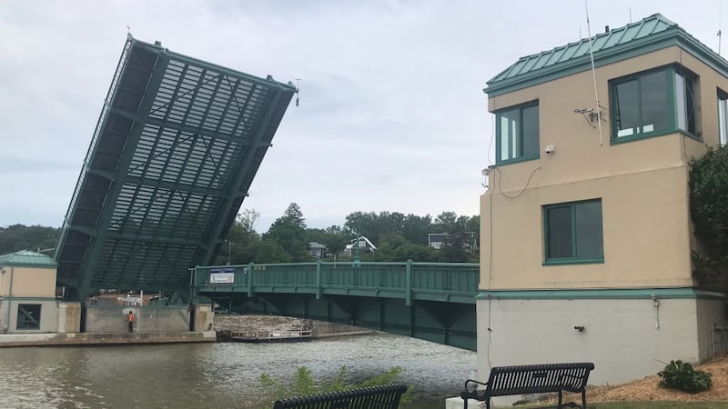 Port Stanley lift bridge closed to road traffic