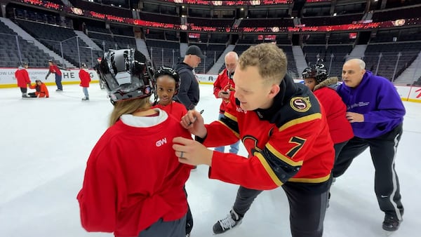 Ottawa students take to the ice with Sens players at the Canadian Tire Centre