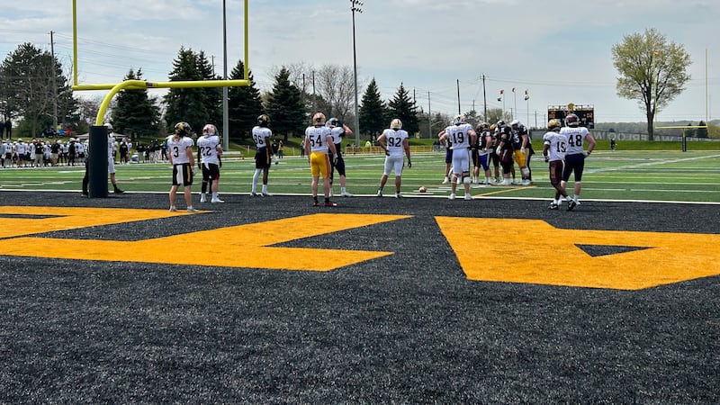 Top U SPORTS football prospects headed to Waterloo for East-West Bowl