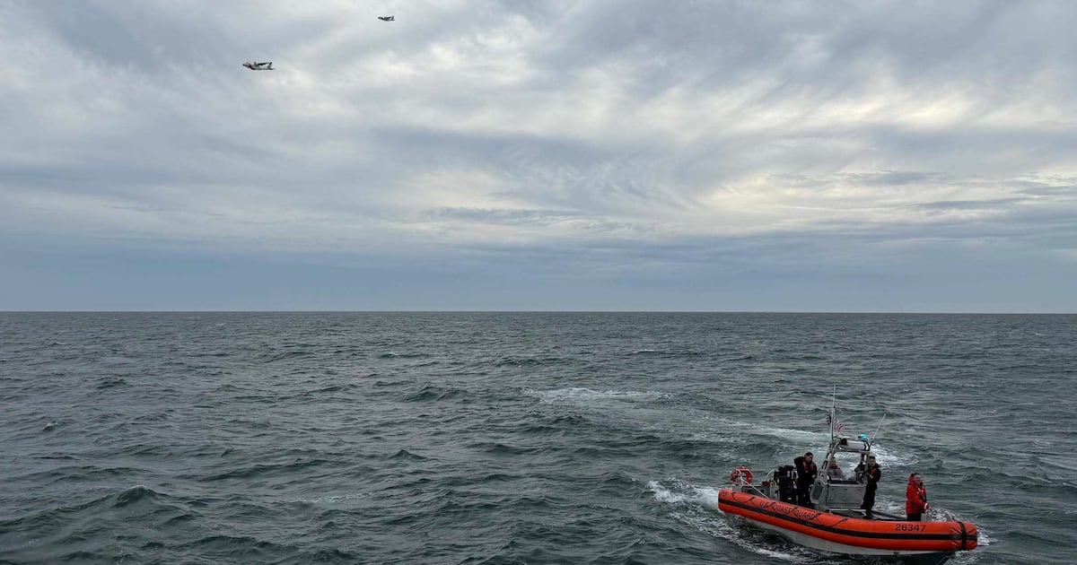 Debris from missing Ontario-based air ambulance located: U.S. Coast Guard
