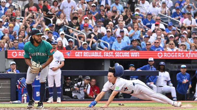 Kirk drives in go-ahead run as Blue Jays come back for 4-3 victory over Mariners
