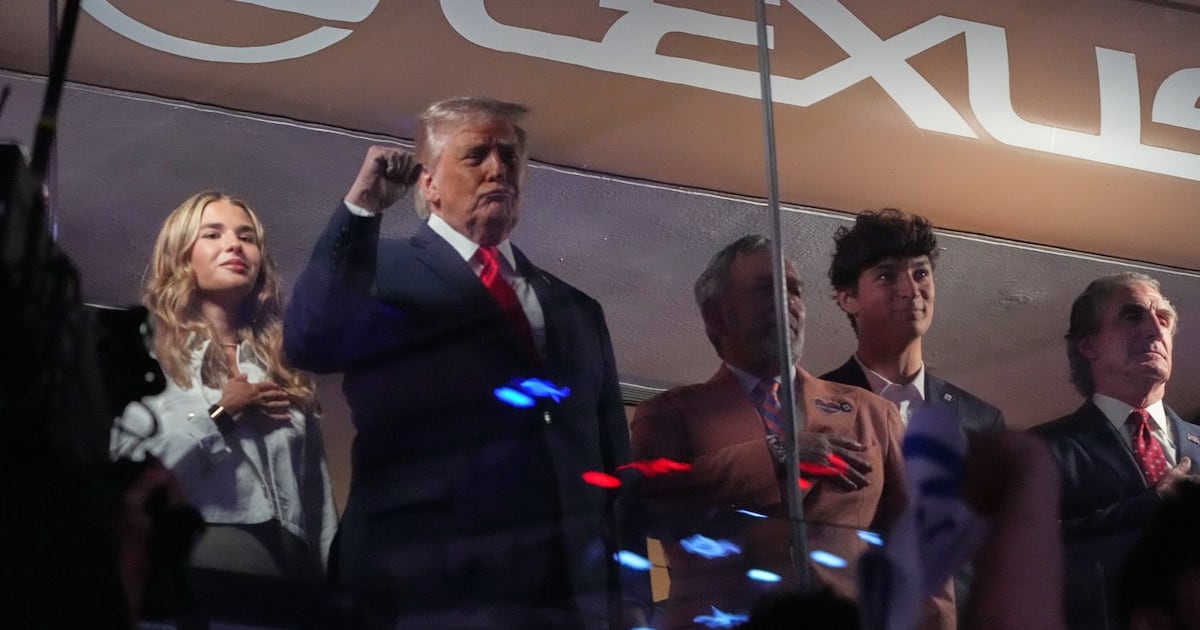 WATCH: Trump loudly booed at Madison Square Garden before Game 3 of NBA Finals