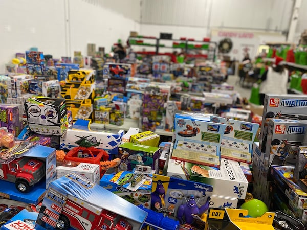 Community called on for urgent help to support 2,100 families this holiday