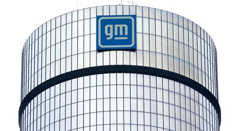 GM lifts profit outlook, flags expected tariff refund