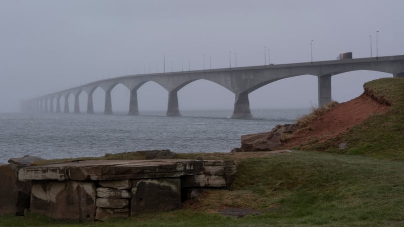 Confederation Bridge between N.B., P.E.I. reopens following heavy rain and high winds