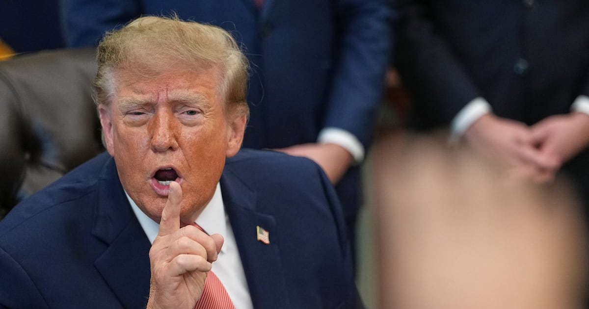 Neue Klage gegen Trumps Zölle auf Kanada eingereicht
